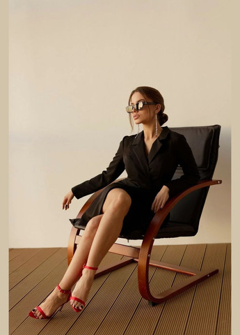 Черное праздничный платье на запах Seventeen