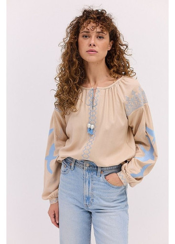 Бежева вишиванка жіноча з ластівками на рукавах гладдю mkar35175 Arjen (361205598)
