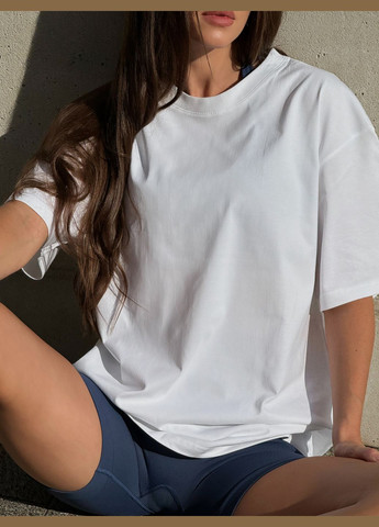 Футболка хлопковая свободного кроя удлиненная со спущенным рукавом оверсайз Белая Base Оверсайз - (316634774)