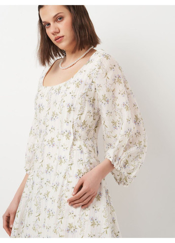 Белое платье H&M с цветочным принтом