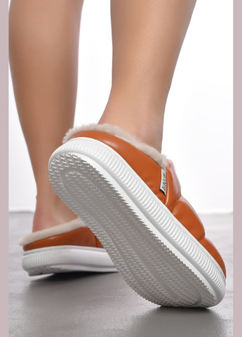 Светло-коричневые тапочки домашние женские на меху светло-коричневого цвета Let's Shop