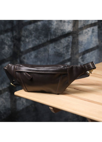 Чоловіча бананка глянсова коричнева 34×12×4 см 23126 Shvigel (362417702)