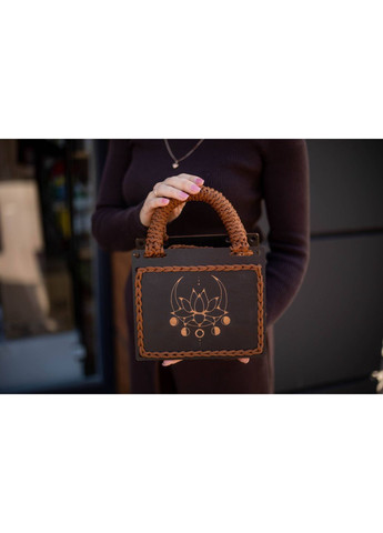 В’язана сумка з поліефірного шнура з дерев'яними основами та гравіюванням “Лотос” Cottona (369474573)