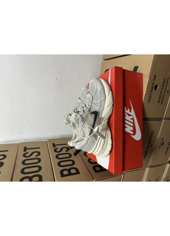 КРОССОВКИ ЖЕНСКИЕ NIKE RUNTEKK V2K BEIGE BLACK НАЙК РАНТЕК ЧЕРНЫЕ No Brand чёрные демисезоны (391936724)