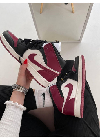 КРОСІВКИ ЖІНОЧІ NIKE AIR JORDAN 1 RETRO RED BLACK WHITE НАЙК АІР ДЖОРДАН No Brand чорні демісезони (368862506)