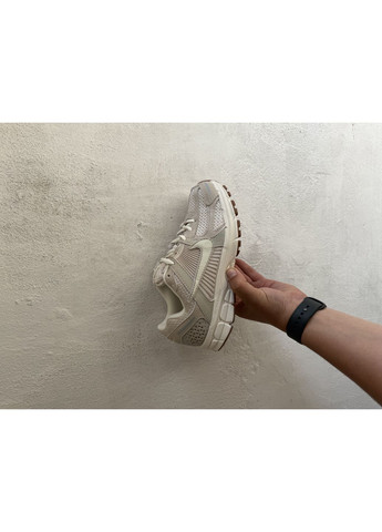 Бежевые демисезонные кроссовки мужские nike zoom vomero 5 beige найк аир зум вомеро 5 No Brand