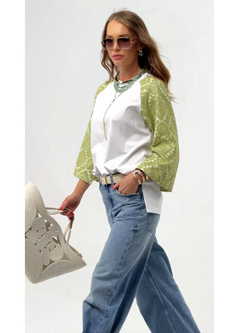 Біла вишукана трикотажна кофта в українському стилі - ua46 / eu40 Iren Klairie