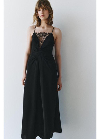 Черное длинное платье zw collection с кружевом Zara