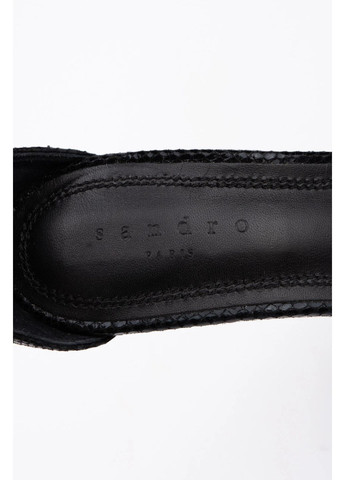 Черные босоножки кожаные на каблуке Sandro с ремешком