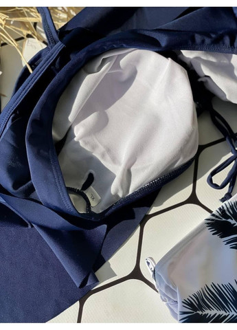 Комбінований літній жіночий купальник плюс сайз синій топ і білі трусики листя / жіночий купальник рюші та пальмовий принт / жіночий купа No Brand