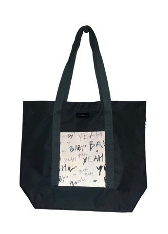 Велика жіноча сумка із світловідбиваючими кишенями. No Brand (285815118)