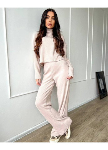 Жіночий костюм з ангори: кофта з високою горловиною та штани з високою посадкою MonCher (357489901)