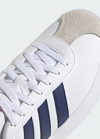 Білі всесезон кросівки vl court 3.0 adidas