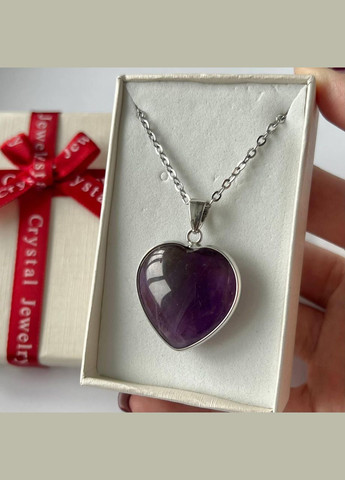 Кулон з натуральним каменем Аметист в оправі у формі серця на ланцюжку в подарунковій коробочці Овен (331291850)