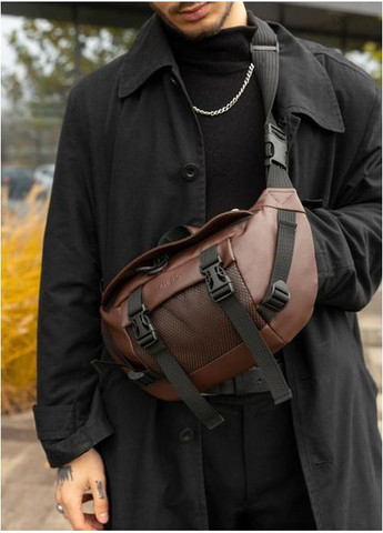 Спортивна сумка чоловіча на пояс через плече з екошкіри велика Коричневий 35323 Sambag (352165858)