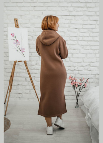 Светло-коричневое повседневный теплое женское платье макси V.O.G. однотонное