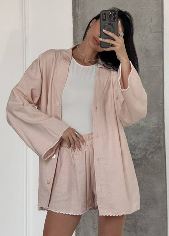 Изысканный легкий летний костюм двойка с украшением: оверсайз рубашка + шорты Tik-Tak (350607418)