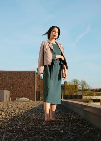 Зеленое платье женское с рукавами 3/4 уценка Esmara