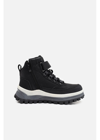 Черные зимние ботинки для мальчика цвет черный цб-00285278 Clibee