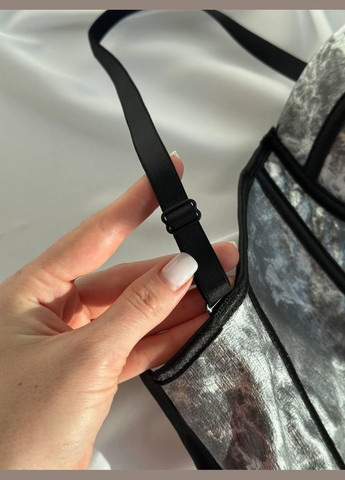 Стильний топ з срібним принтом No Brand (316301613)