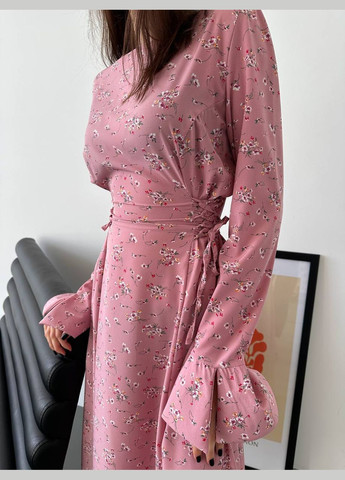 Розовое кэжуал платье N.Family с цветочным принтом