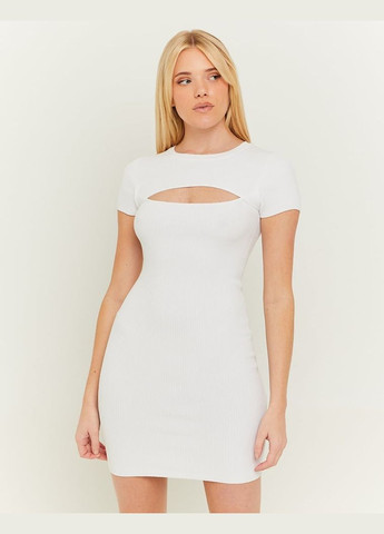 Белое платье Tally Weijl однотонное