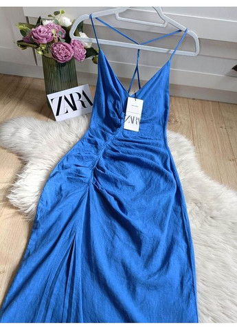 Синя сукня міді з льоном і зборками Zara