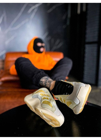 Чорні Осінні кросівки чоловічі adidas yeezy boost 700 v3 srphym адідас ізі буст No Brand