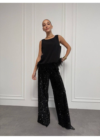 Чорна жіноча блуза без рукавів з пір'яним оздобленням MonCher