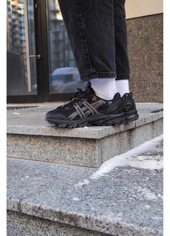 Чорні кросівки чоловічі asics black асікс гель чорні демісезон No Brand
