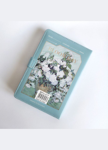 Блокнот формату А5 в клітинку з принтом картини Ван Гог Біла троянда у вазі 128 аркушів China (322872487)