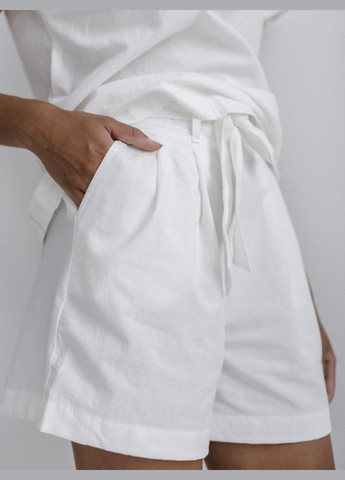 Біла шорти жіночі creme xs Leglo