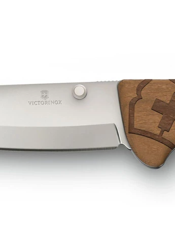 Складной нож EVOKE Wood 0.9415.D630, 150 г, 136 мм, Back-lock, швейцарское производство, съемный штифт для открывания Victorinox (395594389)