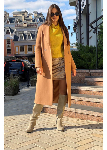 Светло-коричневое зимнее Пальто зимнее C65 двубортное CHICLY