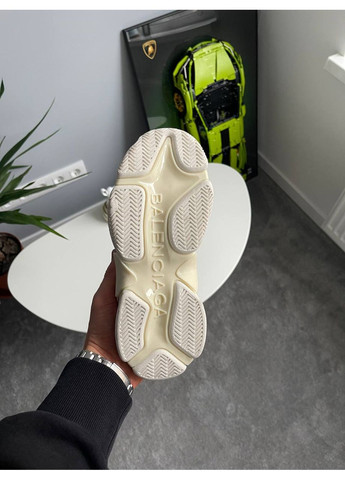 Кроссовки женские Balenciaga Triple S white | Баленсиага Трипл С белые No Brand белые демисезоны (361784336)