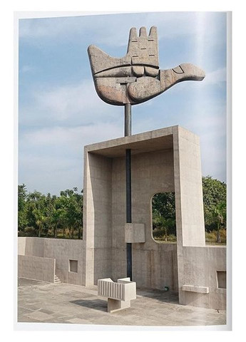 Книга The New York Times. Cultured Traveler. 100 Trips for Curious Minds (9783836571739) Taschen (364656383)