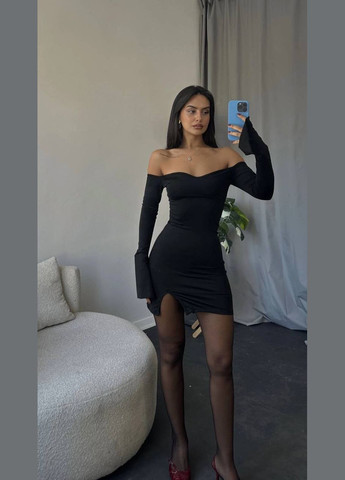 Черное повседневный женское платье мини с открытыми плечами с открытыми плечами Avanti однотонное