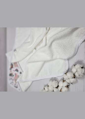 Рушник куточок a.l.babybox Зайчики на галявині 80х80 Білий No Brand малюнок білий