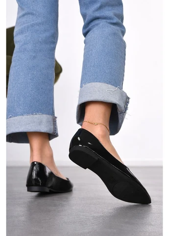 Женские балетки женские черного цвета Let's Shop | чёрные однотонные без декора искусственная кожа (386151533)