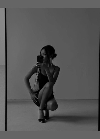 Черное вечернее женское платье FINO Mode однотонное