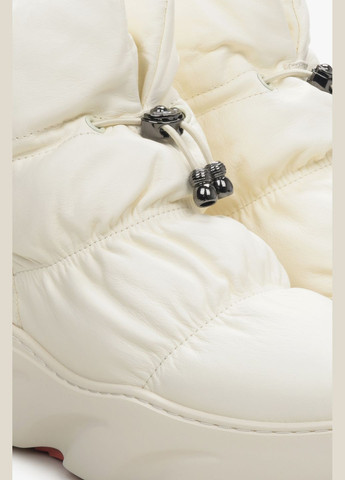 Угги, цвет молочный Estro (324030101)