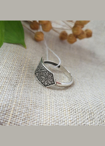 Срібна каблучка без каміння Вишиванка розмір чорнене срібло 925 проби 81758 2.33г No Brand (326602742)