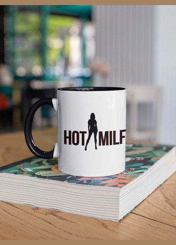 Чашка керамічна з принтом "Hot Milf" 330 мл, біла з чорною ручкою No Brand (324262455)