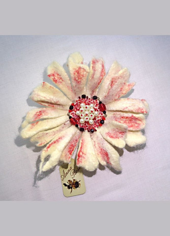Повстяна брошка молочна квітка ручної роботи "Північна зірка" No Brand (349843404)