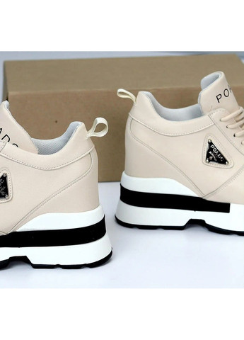 Женские спортивные сникерсы на танкетке бежевого цвета со шнуровкой ADA Снікерси бежевые лето (351468526)