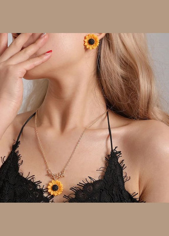 Цепочка с кулоном ожерелье женское золотистое Цветок Подсолнух 2.5 см эпоксидная смола Liresmina Jewelry (289199392)