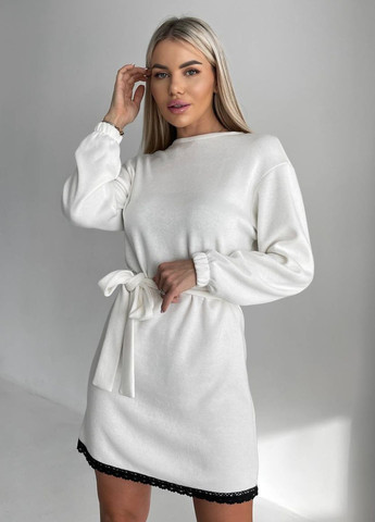 Молочна повсякденний повсякденна міді сукня з поясом та мереживом Allthings меланжева