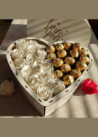 Подарунковий бокс із солодощів і троянд для дівчини на день народження 8 березня день закоханих (ar20) No Brand (315888827)