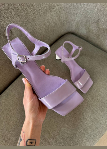 Лавандовые босоножки Richesse