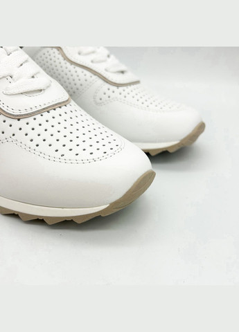 Белые всесезонные кроссовки (р) кожа 0-1-1-1-23614-42-100 Tamaris